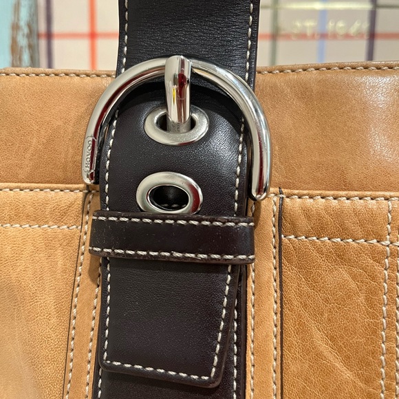 Authentic Coach Soho Tan & Brown Leather Shoulder Bag Tote 10911 VGC! - Picture 5 of 12